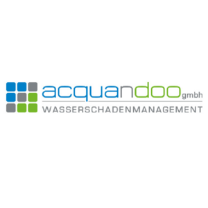 Das Logo von acquandoo gmbh zeigt eine moderne Schriftart und ein grafisches Element in Blau und Grün.